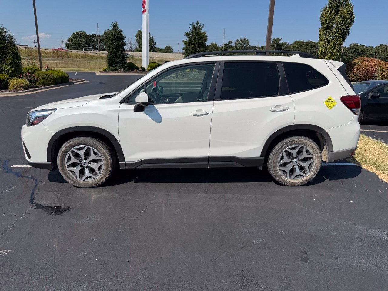 Used 2020 Subaru Forester Premium AWD/4WD image 2