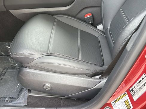 Certified 2023 Mercedes-Benz GLC 300 image 17