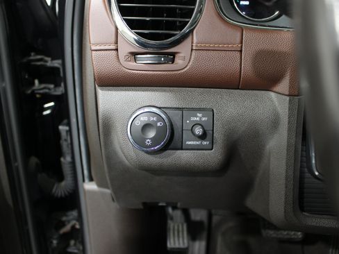 Used 2014 Buick Enclave Leather w/ Trailering Provision Package FWD image 9
