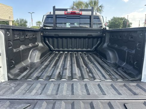 Used 2024 Chevrolet Colorado Trail Boss w/ Technology Package AWD/4WD image 32