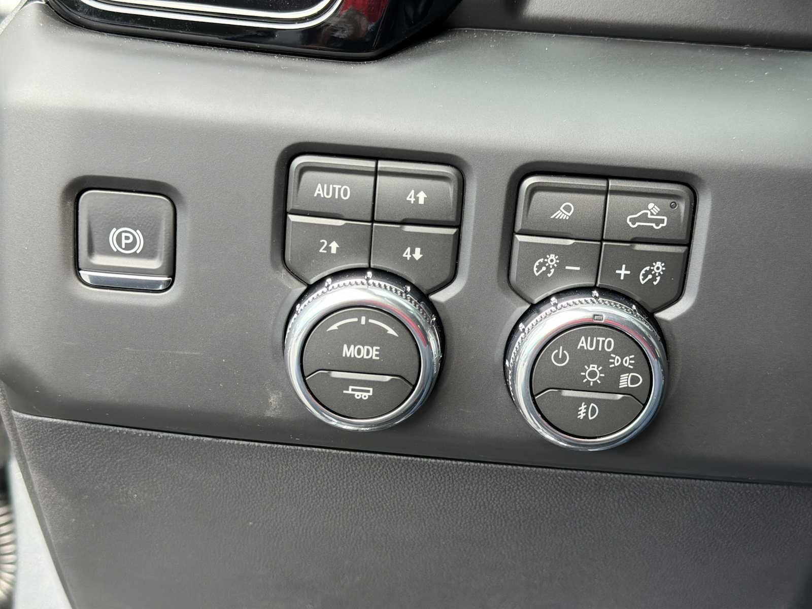 New 2026 GMC Sierra 1500 AT4 w/ AT4 Premium Package AWD/4WD image 13