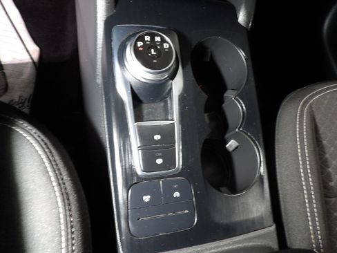 Used 2024 Ford Escape Active image 18