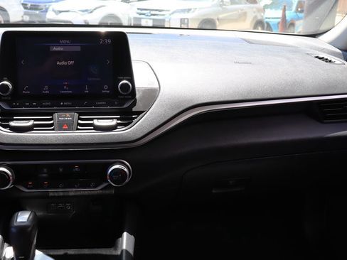 Used 2021 Nissan Altima 2.5 SV FWD image 44