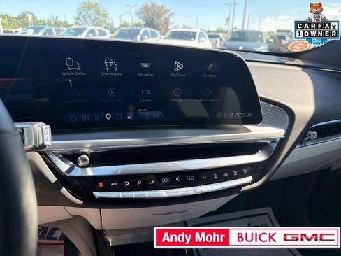 Used 2025 Cadillac Lyriq Sport AWD/4WD image 27