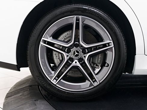 Used 2024 Mercedes-Benz S 580e 4MATIC Sedan image 23