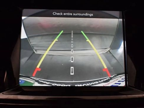 Used 2024 Dodge Durango SXT image 34