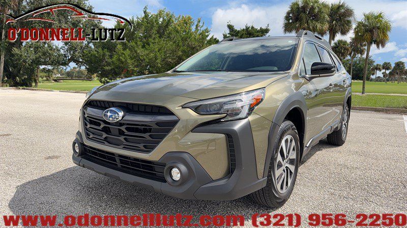 Used 2025 Subaru Outback Premium AWD/4WD image 35
