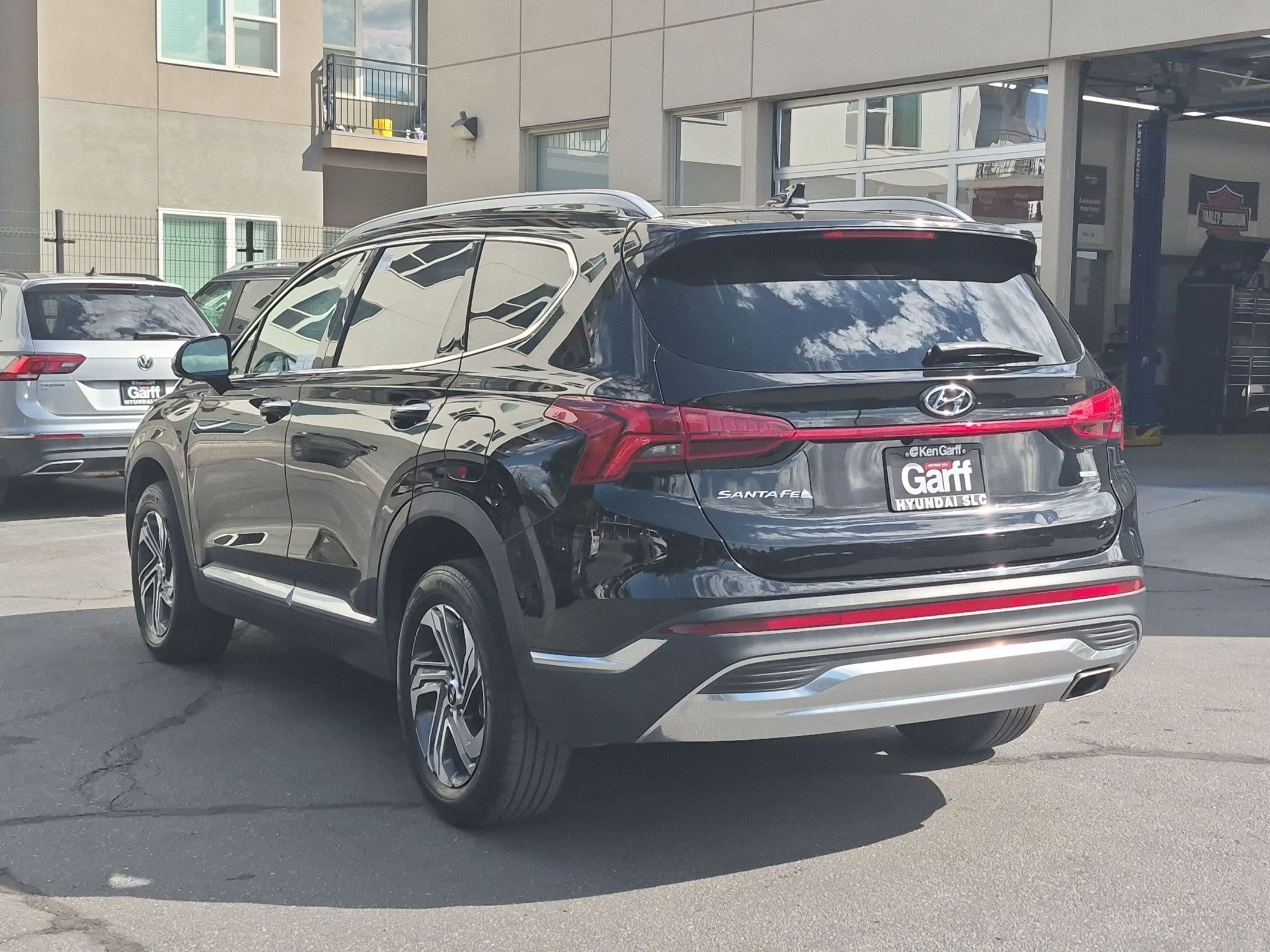 Certified 2023 Hyundai Santa Fe SEL w/ Premium Package AWD/4WD image 7