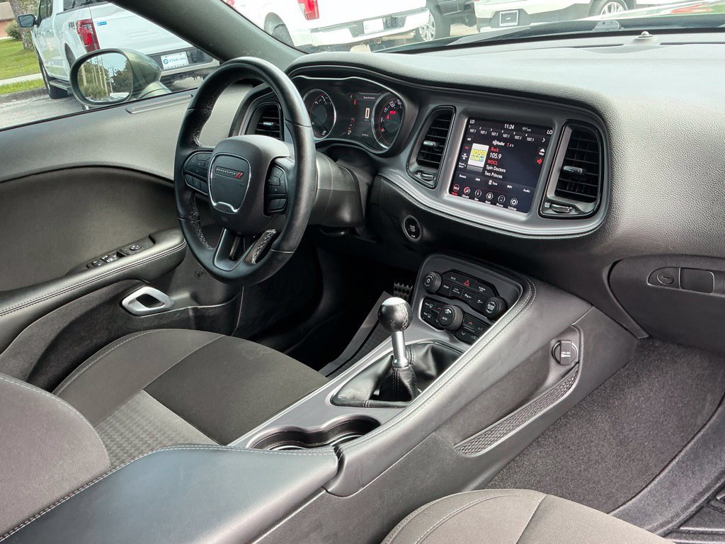 Used 2023 Dodge Challenger R/T RWD image 15