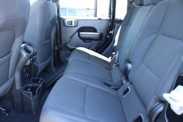 Used 2022 Jeep Gladiator Sport AWD/4WD image 46