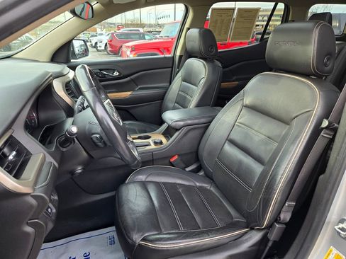 Used 2017 GMC Acadia Denali w/ Technology Package image 16