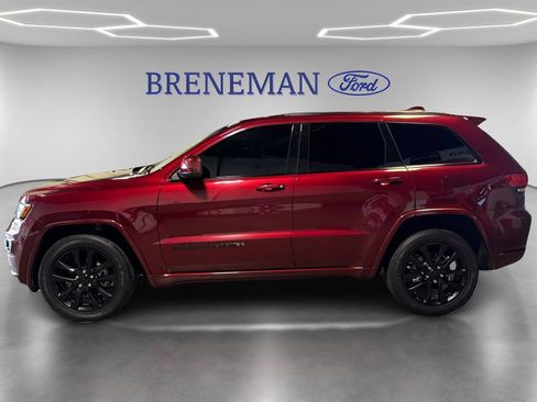 Used 2020 Jeep Grand Cherokee Altitude AWD/4WD image 11
