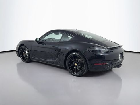 Used 2022 Porsche 718 Cayman w/ Premium Package RWD image 7