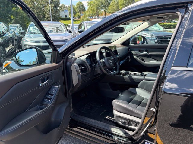 Used 2023 Nissan Rogue SL w/ SL Premium Package AWD/4WD image 15