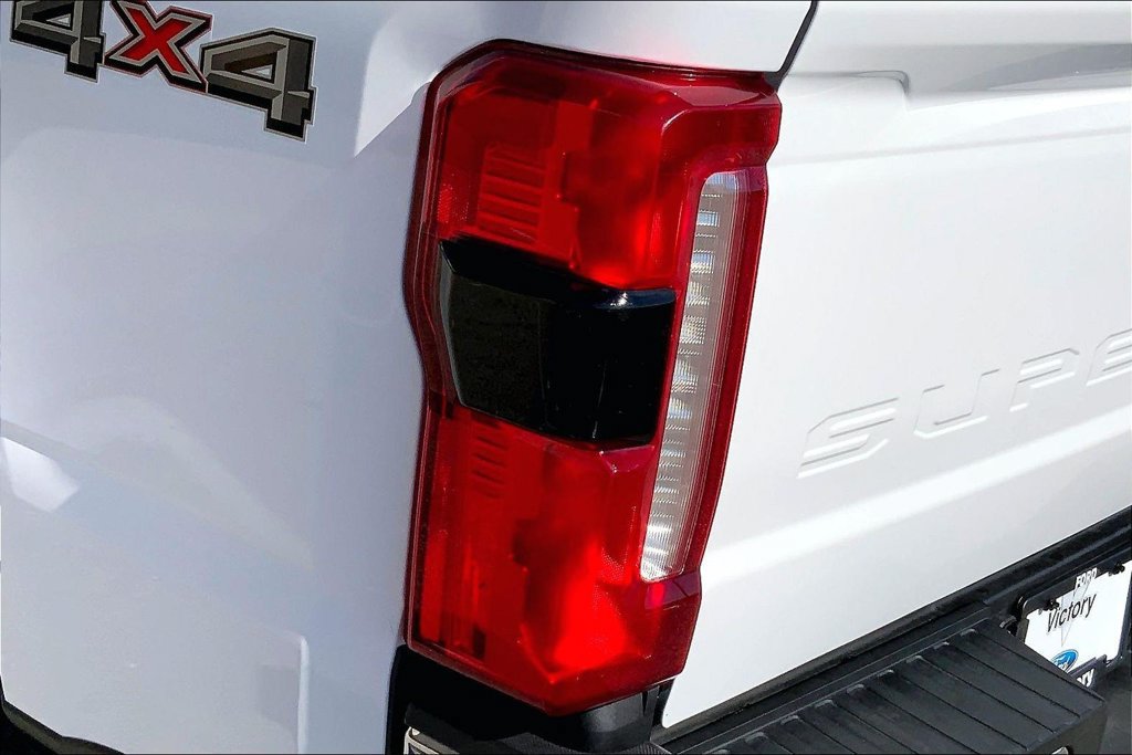 Used 2024 Ford F350 Lariat w/ Camper Package AWD/4WD image 26