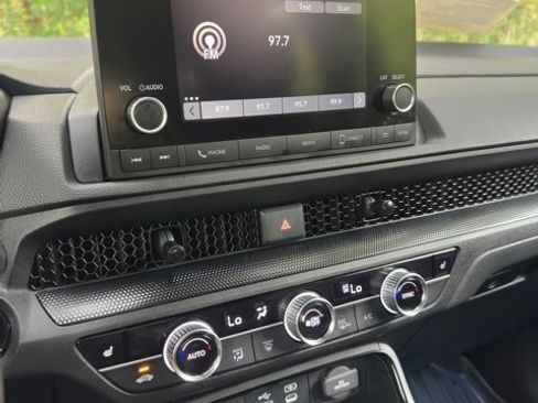 Used 2023 Honda CR-V EX image 13