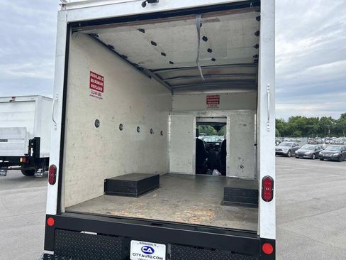 Used 2022 Ford Transit 350 DRW RWD image 24
