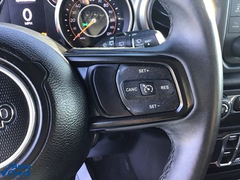 Used 2019 Jeep Wrangler Unlimited Sport S image 27