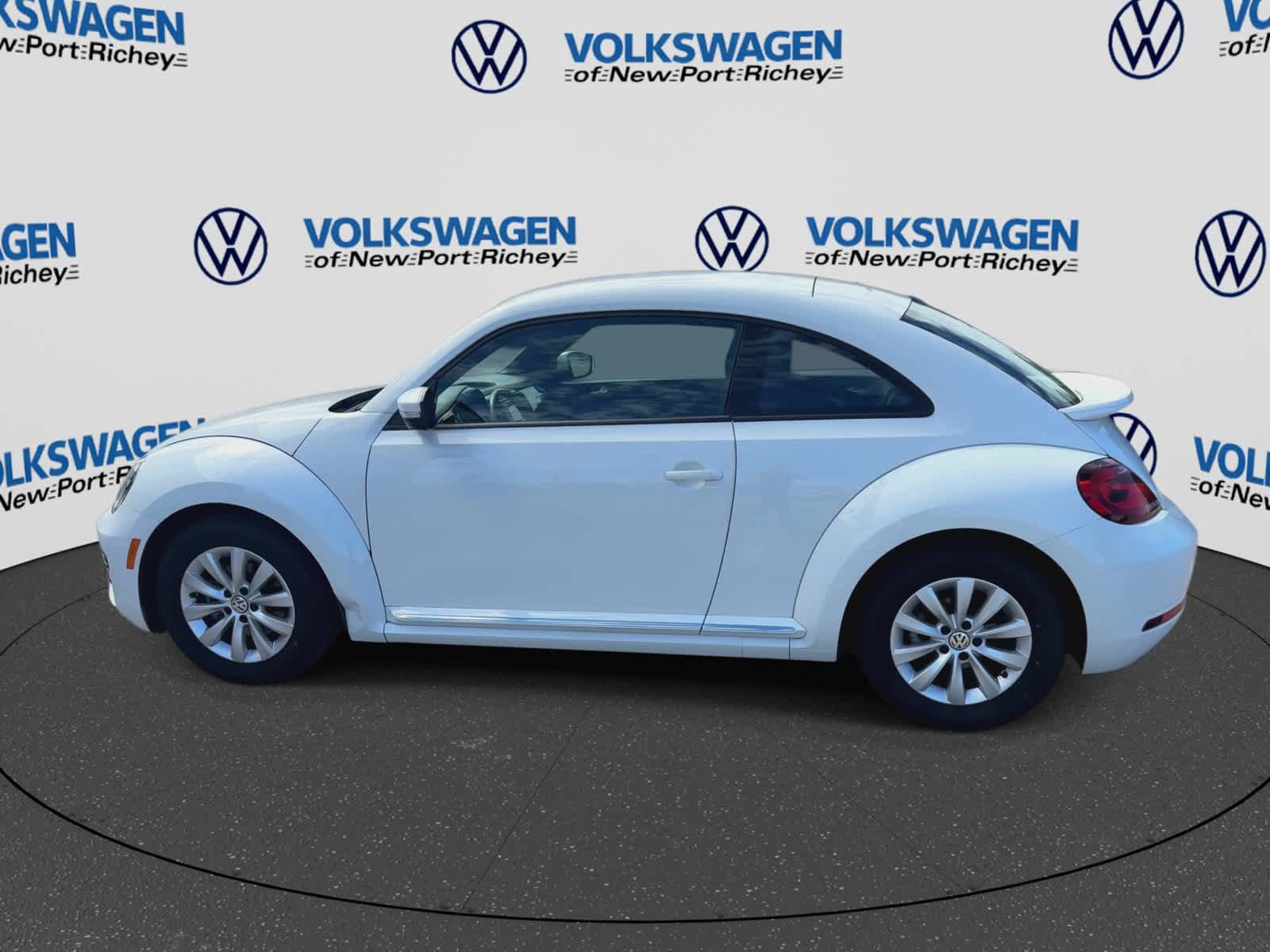 Used 2019 Volkswagen Beetle 2.0T S FWD image 5