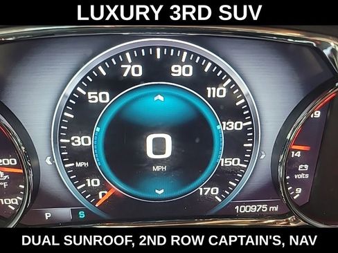 Used 2019 GMC Acadia Denali w/ Technology Package FWD image 12