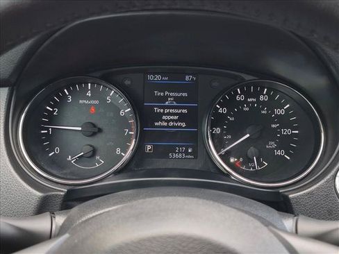 Used 2022 Nissan Rogue Sport SV w/ Technology Package AWD/4WD image 11