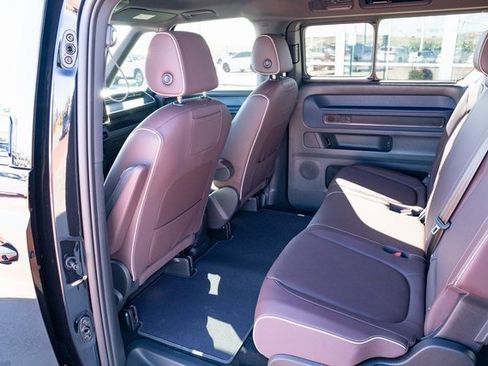 New 2025 Volkswagen ID. Buzz Pro S image 29