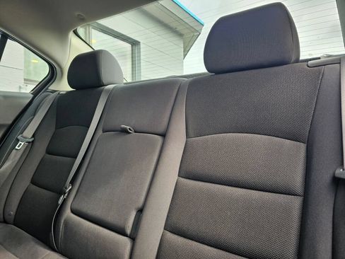 Used 2016 Chevrolet Cruze LT FWD image 16