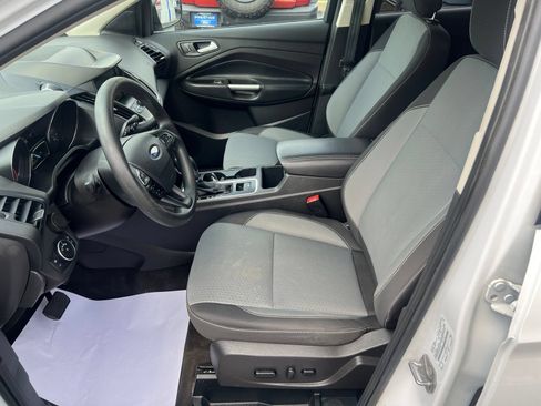 Used 2019 Ford Escape SE FWD image 23