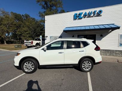Used 2018 Nissan Rogue SV