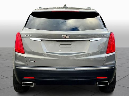 Used 2019 Cadillac XT5 Premium Luxury w/ Driver Assist Package image 4