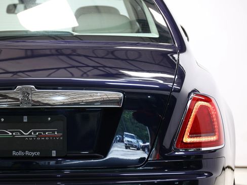 Used 2015 Rolls-Royce Ghost RWD image 70
