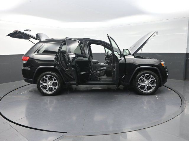 Used 2019 Jeep Grand Cherokee Limited w/ Trailer Tow Group IV AWD/4WD image 39