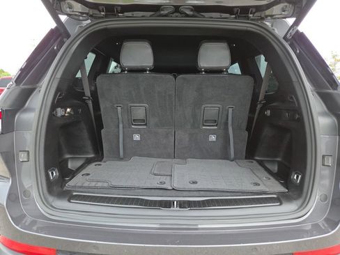 Used 2023 Jeep Grand Cherokee L Laredo RWD image 21