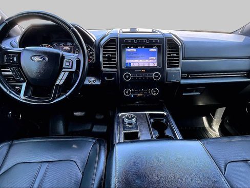 Used 2019 Ford Expedition Limited w/ Equipment Group 301A RWD image 16
