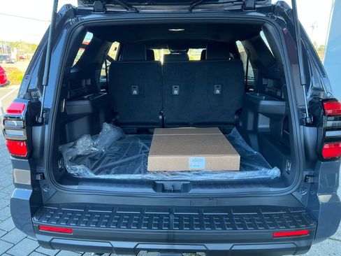 New 2026 Toyota 4Runner SR5 image 24