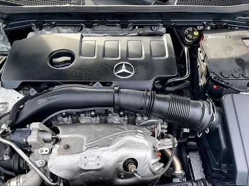 Certified 2023 Mercedes-Benz CLA 250 4MATIC image 9