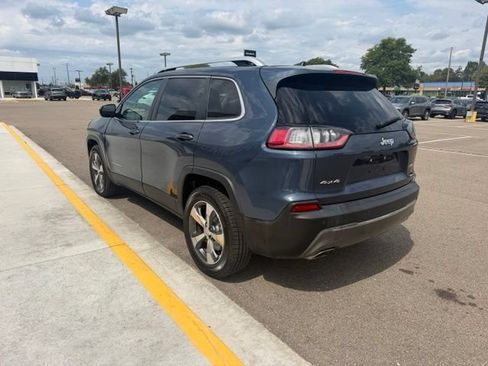 Used 2019 Jeep Cherokee Limited AWD/4WD image 9