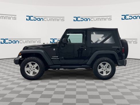 Used 2016 Jeep Wrangler Sport w/ Quick Order Package 24S AWD/4WD image 5