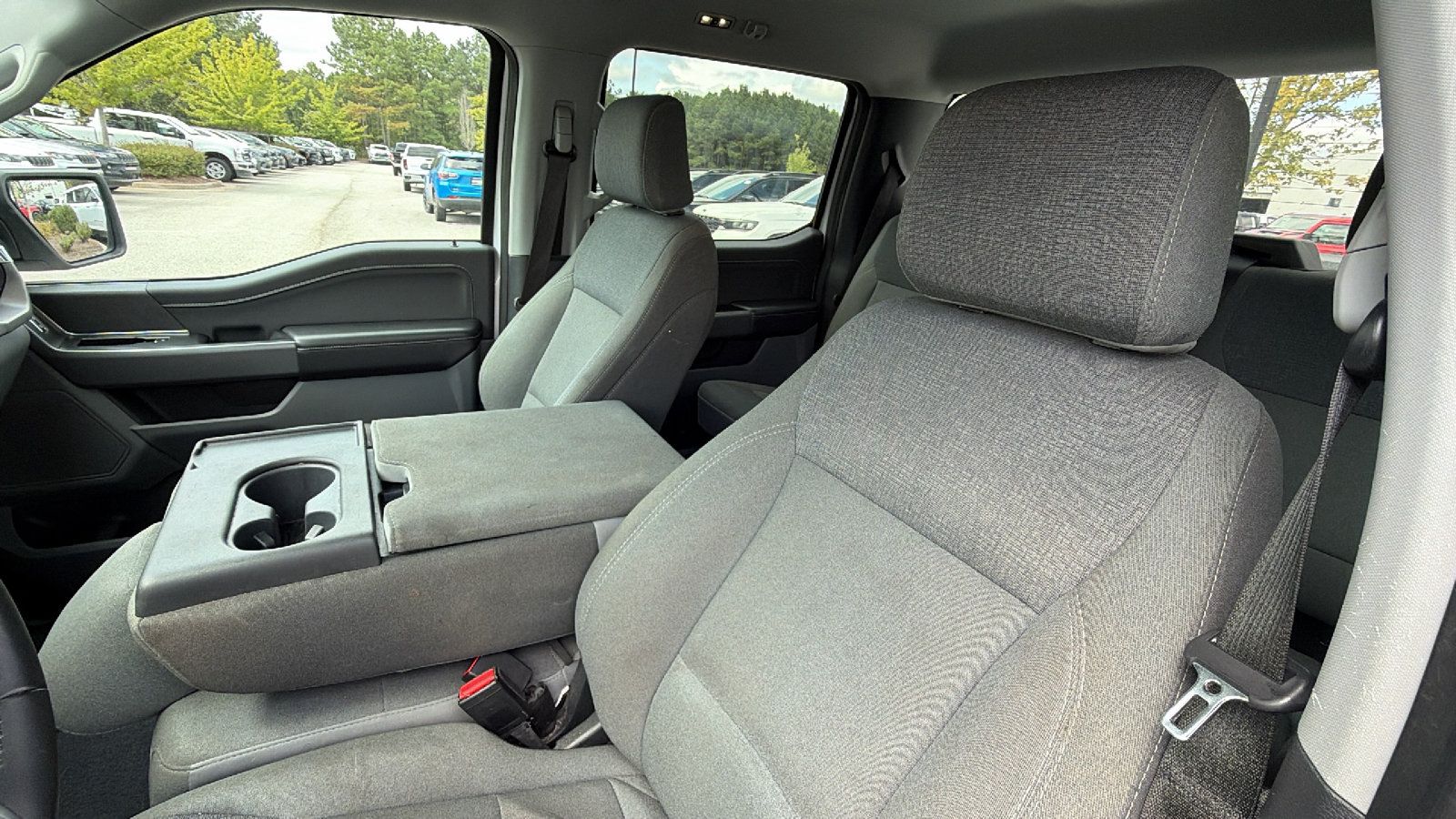 Used 2025 Ford F150 XLT w/ Equipment Group 301A Standard AWD/4WD image 17