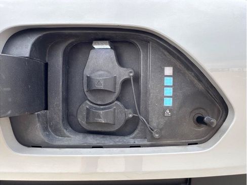 Used 2024 Hyundai Kona SEL FWD image 28