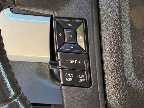 Used 2014 Ford F150 FX4 w/ Equipment Group 402A Luxury AWD/4WD image 31