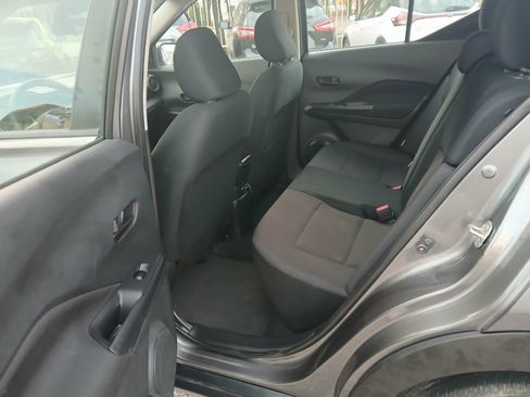 Used 2024 Nissan Kicks S FWD image 11