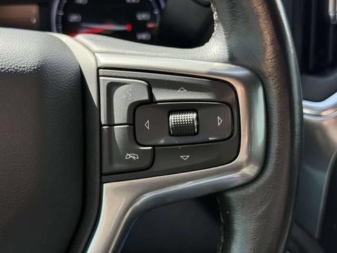 Used 2021 Chevrolet Silverado 1500 LT w/ Convenience Package II AWD/4WD image 21