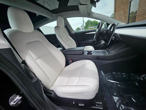 Used 2023 Tesla Model 3 Standard Range RWD image 57