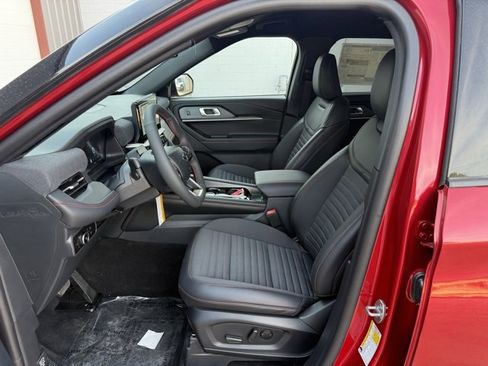 New 2025 Ford Explorer ST-Line w/ Premium Package image 13