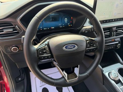 Used 2023 Ford Escape Active w/ Tech Pack #2 AWD/4WD image 19