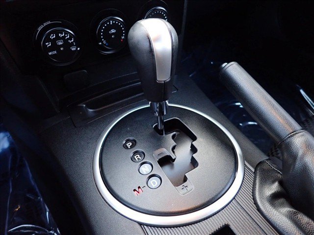 Used 2008 MAZDA MX-5 Miata Touring RWD image 15