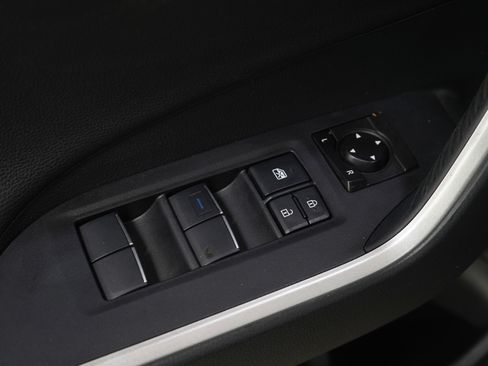 Used 2020 Toyota RAV4 Limited image 23