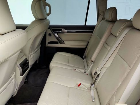 Used 2014 Lexus GX 460 Luxury w/ Driver Support Package AWD/4WD image 21