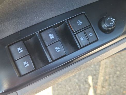 Used 2018 Toyota Camry LE w/ Convenience Package image 21